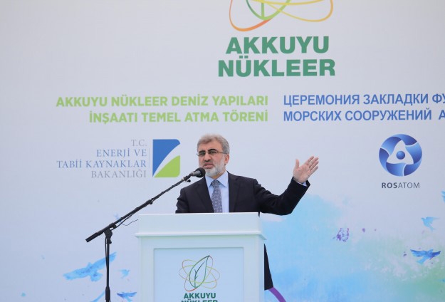 «Ohne Kernenergie kann sich ein Land nicht weiterentwickeln», erklärte Energieminister Taner Yildiz an der Grundsteinlegung für das Akkuyu-Projekt.