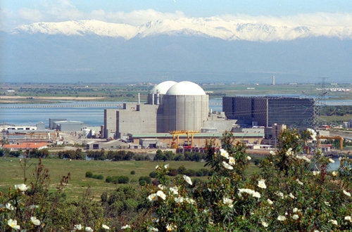 Die spanische Regierung hat zu einer nationalen Kernenergiedebatte aufgerufen (hier im Bild das Kernkraftwerk Almaraz).