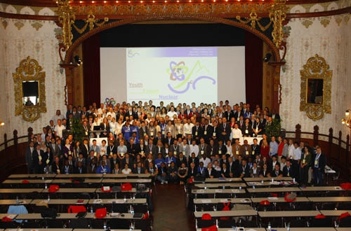 Junge Kerntechnikfachleute aus aller Welt trafen sich zum ersten Mal zum IYNC in der Schweiz.