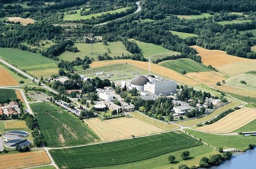 Die Arbeiten zur Stilllegung und zum Rückbau des deutschen Kernkraftwerks Obrigheim können beginnen - drei Jahre nach der vorzeitigen Abschaltung aus politischen Gründen.