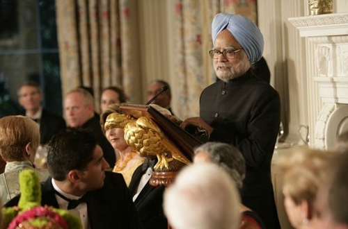 Manmohan Singh: Indien will seine zivilen Nuklearanlagen internationaler Kontrolle unterstellen.
