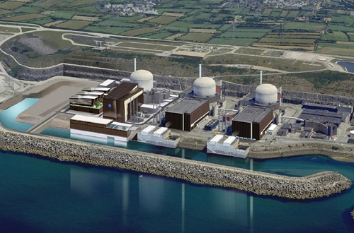 Das Kernkraftwerk Flamanville: Blöcke 1 und 2 (beide 1330 MW, PWR) und die geplante dritte Einheit (links im Bild als Modellzeichnung).