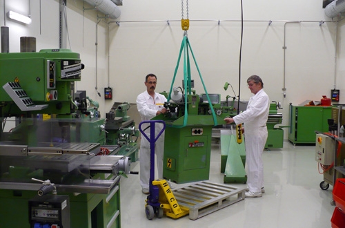 Mise en service d&#39;un atelier pour la technique des machines dans l&#39;annexe du bâtiment des auxiliaires nucléaires en juillet 2007