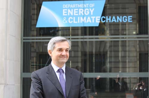 Chris Huhne, nouveau ministre pour l’Energie et le Climat: «Certains compromis figurant dans l’accord de coalition sont tout naturellement peu réjouissants pour les deux parties.»