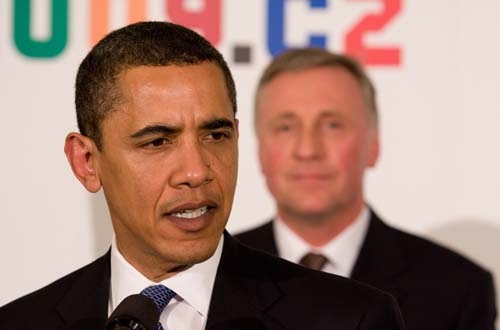 Barack Obama sprach sich in Prag für eine internationale Brennstoffbank aus.