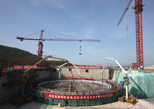 Der erste Beton für die Kernkraftwerkseinheit Fangjiashan-2 ist am 17. Juli 2009 gegossen worden.