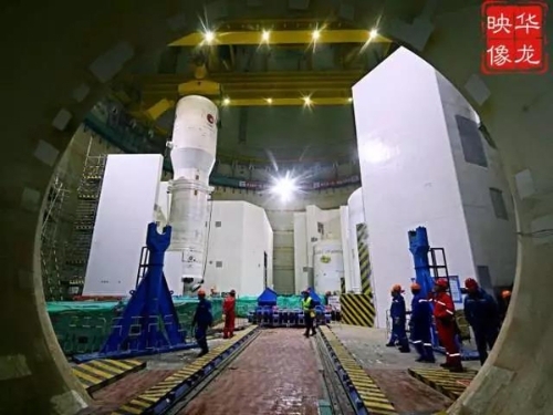 Anfang Januar 2018 wurde der dritte und letzte Dampferzeuger ins Reaktorgebäude von Fuqing-5 gesetzt.