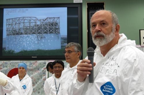 Une équipe internationale d&#39;experts de l&#39;AIEA a visité les installations gravement endommagées de Fukushima-Daiichi afin de tirer les premiers enseignements de l&#39;accident de réacteur.
