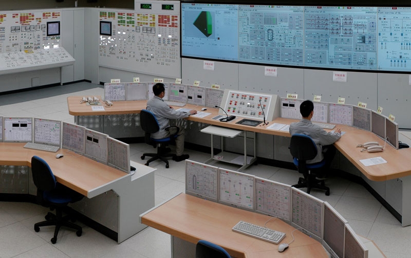 Blick auf den Vollsimulator der 3-L Mapps des chinesischen Kernkraftwerks Ling-Ao-II. Er nahm 2009 den Betrieb auf.