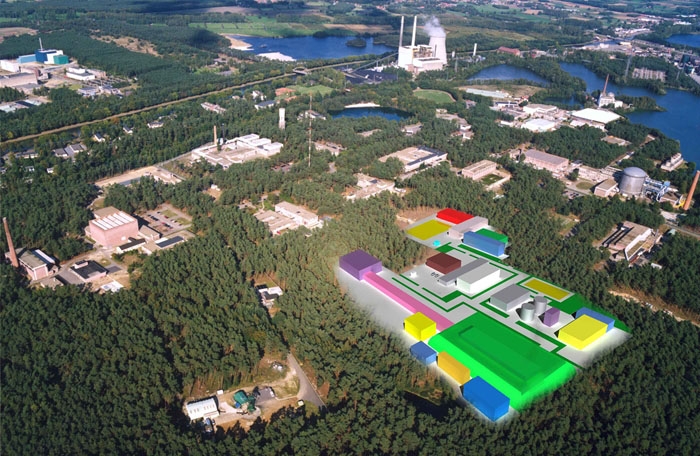 Le SCK•CEN projette de construire à partir de 2015 le réacteur de recherche piloté par accélérateur Myrrha (Multipurpose Hybrid Research Reactor for High-technology Applications) sur le site du centre de recherche de Mol.