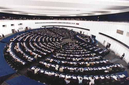 Le Parlement européen a tiré à Strasbourg les enseignements du dernier conflit gazier entre la Russie et l&#39;Ukraine et a élaboré des recommandations pour la future stratégie énergétique de l&#39;UE.