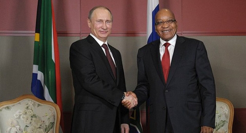 Der russische Präsident Wladimir Putin und sein südafrikanischer Amtskollege Jacob Zuma wollen gemeinsam den Aufbau der heimischen Nuklearindustrie in Südafrika fördern.