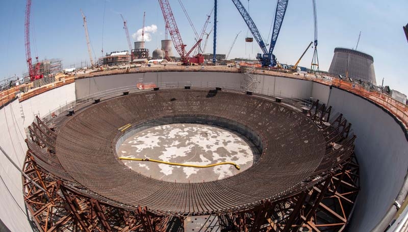 Vogtle 3 et 4, deux tranches de type AP1000 en chantier dans l’Etat américain de Géorgie, bénéficient de l’expérience acquise au travers de Sanmen 1 et 2, deux réacteurs chinois du même type dont la construction est plus avancée (photo: le chantier de Vogtle 4).