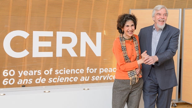 Eine Frau an der Spitze: Die italienische Physikerin Fabiola Gianotti tritt die Nachfolge von Rolf-Dieter Heuer an und übernimmt ab 1. Januar 2015 die Leitung des Cern.