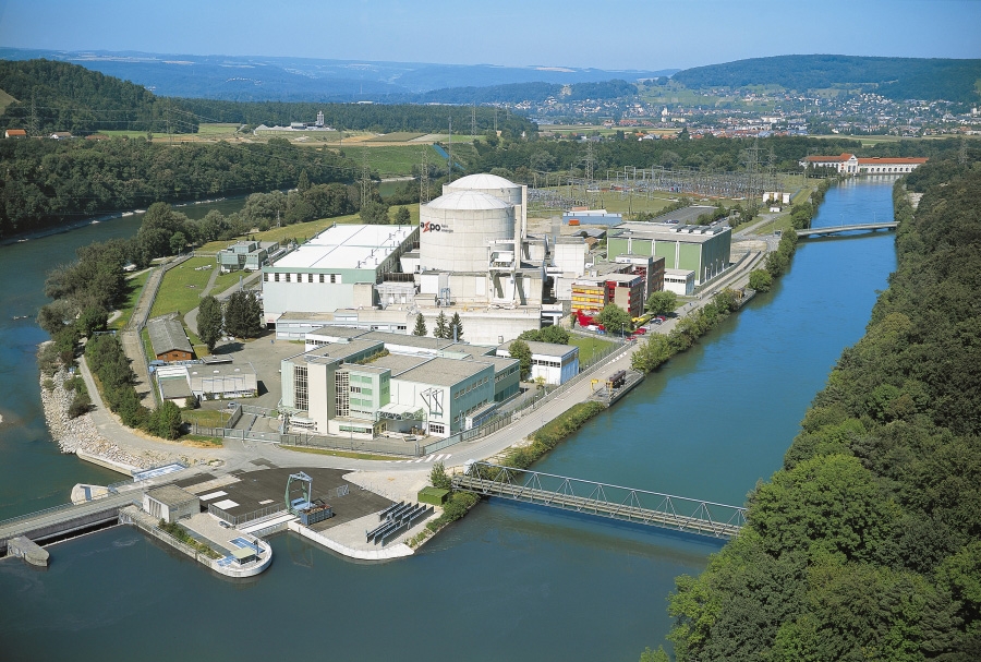 Der Verzicht auf die Schweizer Kernkraftwerke (im Bild das Kernkraftwerk Beznau) hat nach neusten Berechnungen der ETH Zürich gravierende Folgen für die Schweizer Wirtschaft.