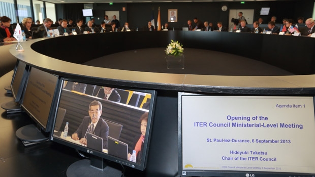Zum zweiten Mal in der Geschichte des Iter-Projekts fand am 6. September 2013 ein hochrangiges Treffen auf Ministerebene der sieben Iter-Mitglieder statt.