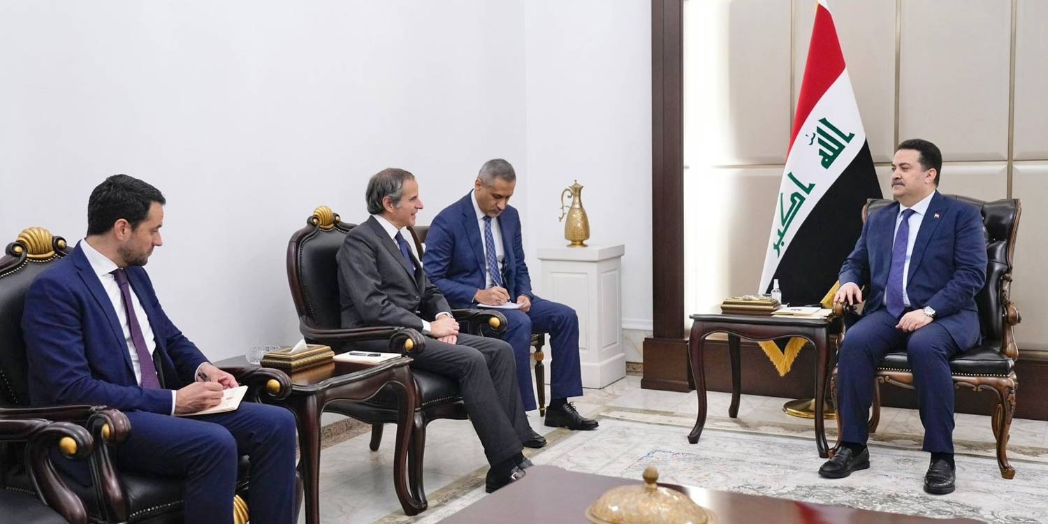 Rafael Grossi (zweiter von links) und der irakische Premierminister Mohammed Shia Al-Sudani