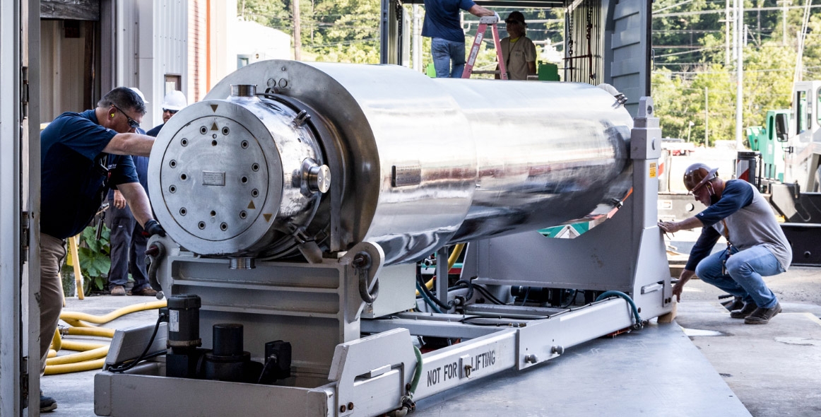 Réception, par l’Oak Ridge National Laboratory (ORNL), des crayons combustibles tests irradiés en vue de la réalisation d’expériences post-irradiation.