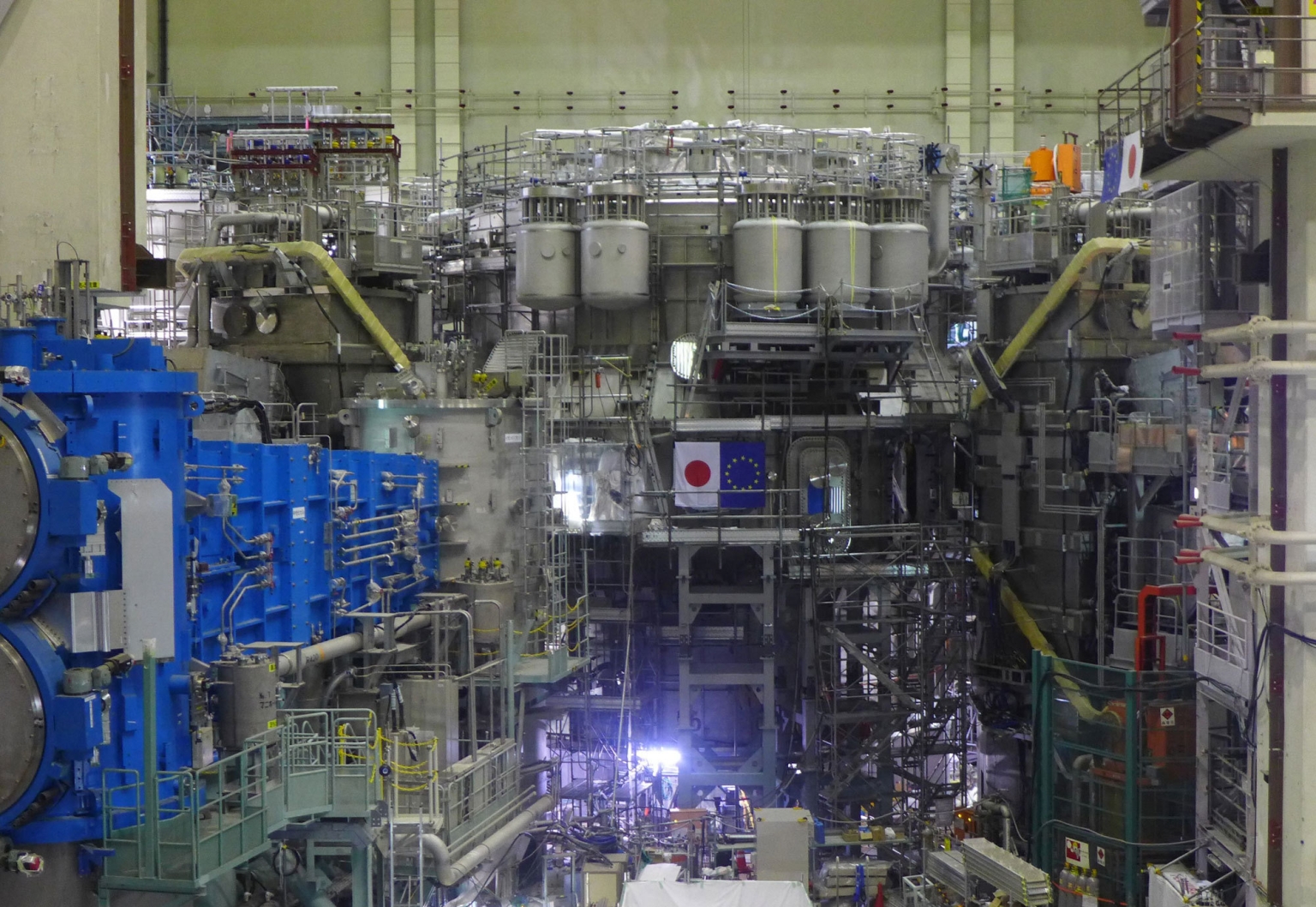 Montage terminé: l’installation de fusion JT-60SA, à Naka, le résultat d’une collaboration entre le Japon et l’Europe.