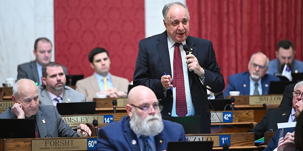 Das Abgeordnetenhaus von West Virginia debattiert am 31. Januar 2022 über die Aufhebung des Bauverbots für Kernkraftwerke im Bundesstaat.
