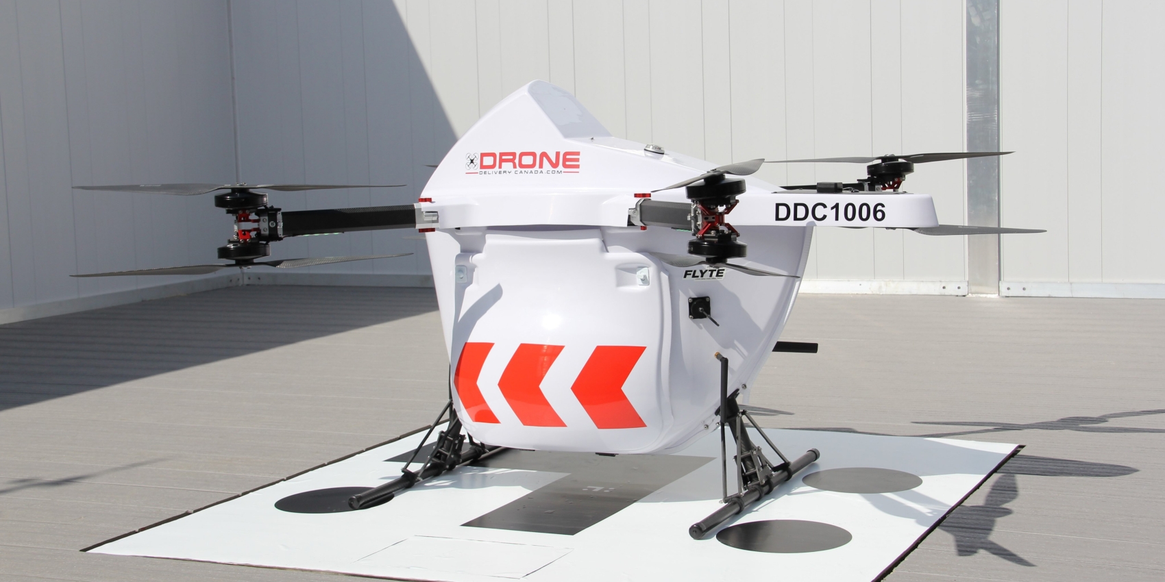 Drohne von Drone Delivery Canada
